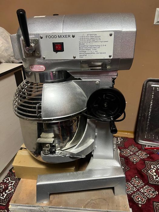 Mikser sotiladi 20 kg, toza ishltilmagan arginal