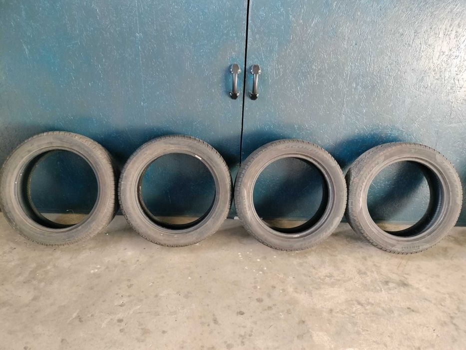 Cauciucuri M+S Pirelli 225 55 19 si 235 55 20