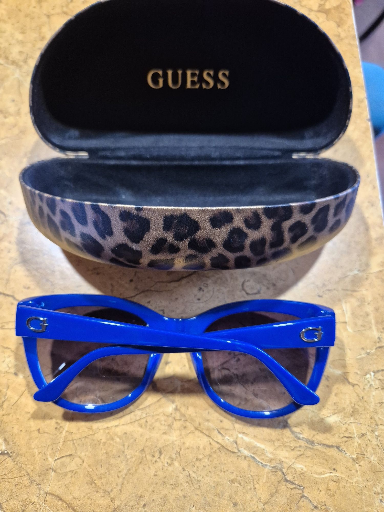 Слънчеви очила guess