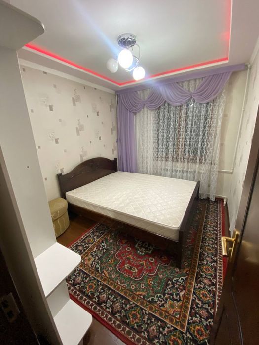 Сдаю 2-х комнатную квартиру на Ойбеке.