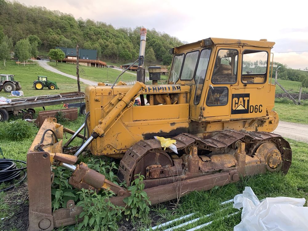 Buldozer Catterpilar D6
