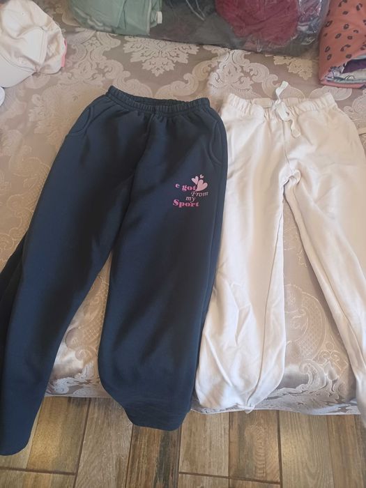 Тениски 134/140 момиче долнища