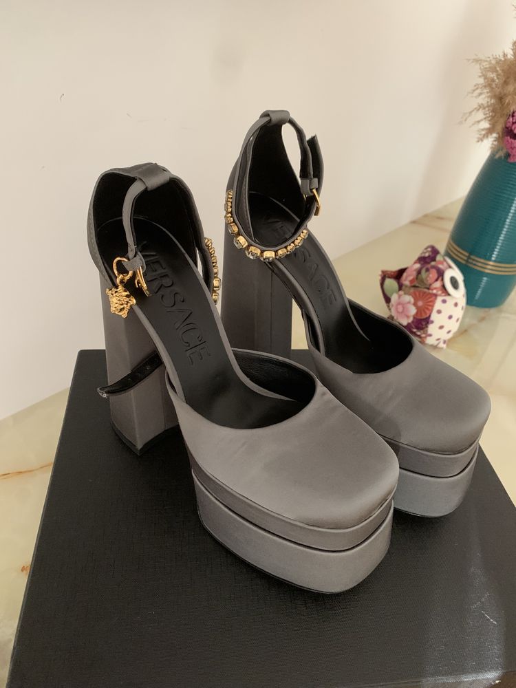 Pantofi platforme Versace 38