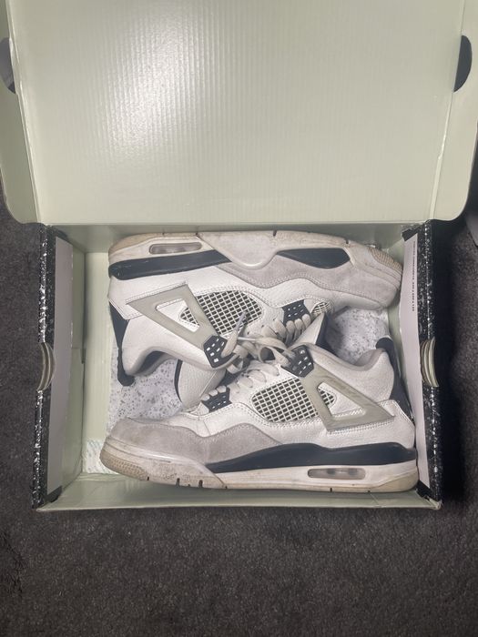 Jordan 4 military black