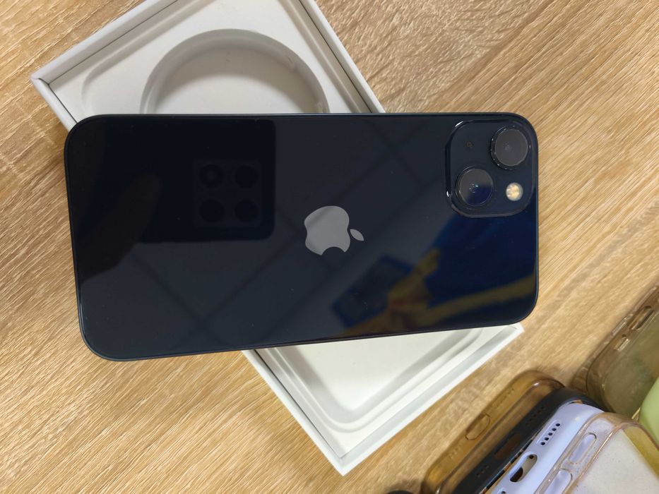 Se vinde iPhone 13