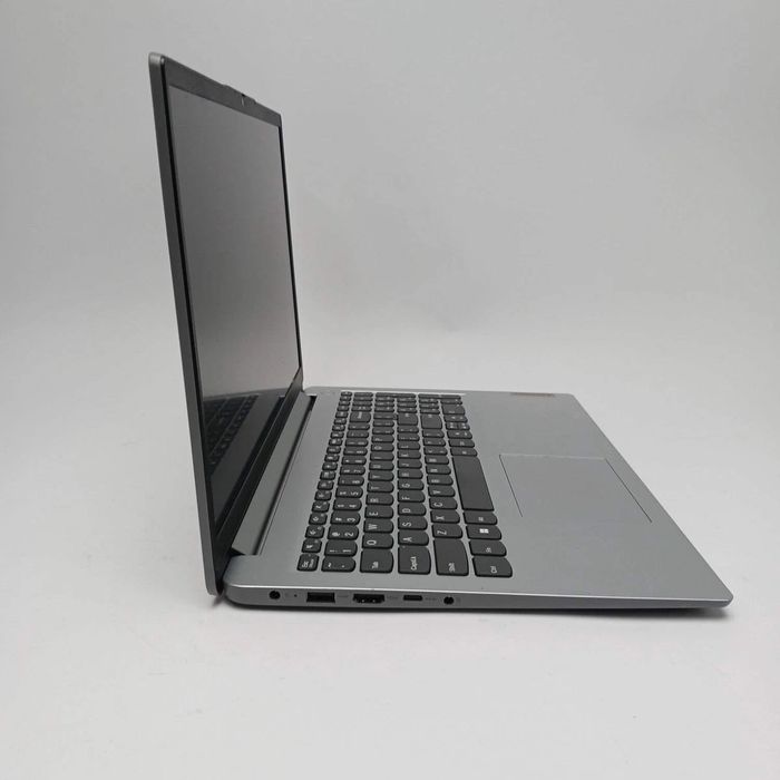 Lenovo IdeaPad Flex 5 82R40005US AMD Ryzen 7 5700U 1.8GHz 16GB RAM 512