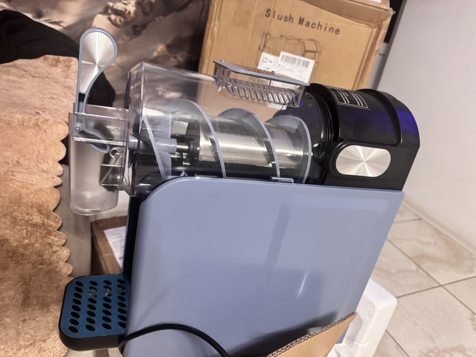 Машина за слуши