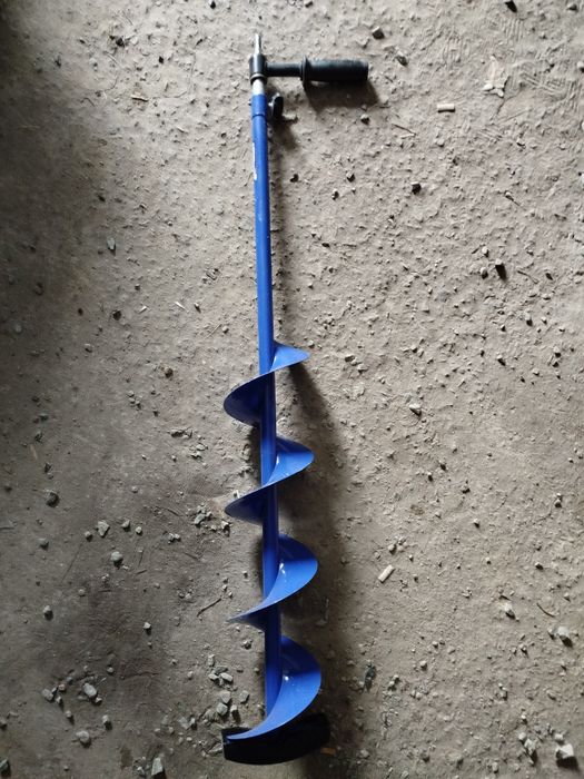 Продам шнек для мотобура с адаптером почти новый