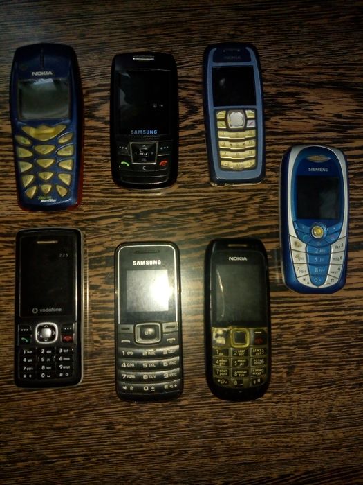 Зарядно за Nokia, Siemens, Motorola, стари телефони за части