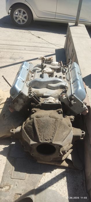 ЗИЛ 130 мотор ишлаб турибти