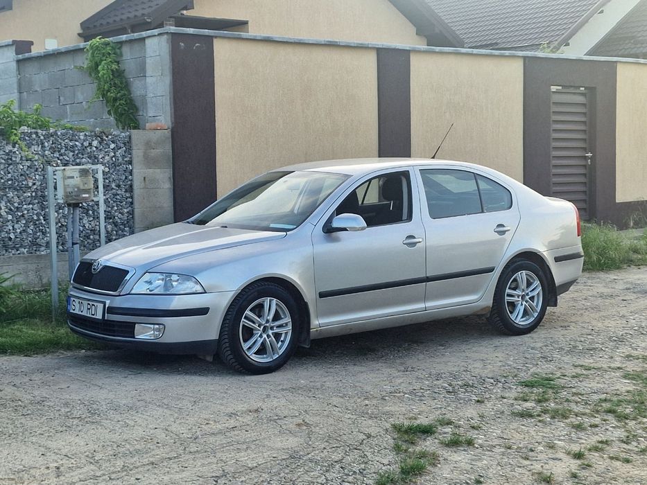 Vand Skoda  octavia  an fabricatie 2006 inmatriculata 16.benzina MPI