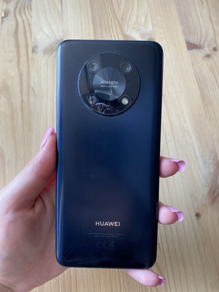 Telefon Huawei y90 Nova