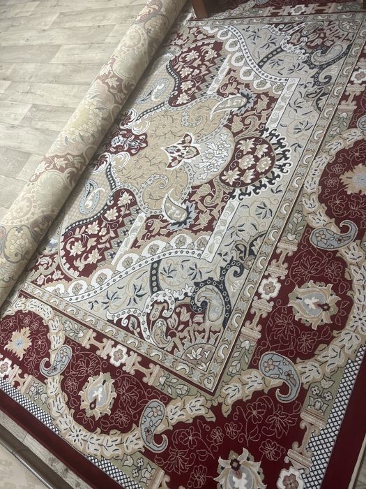 Продам ковер в отличном состоянии. После химчистки