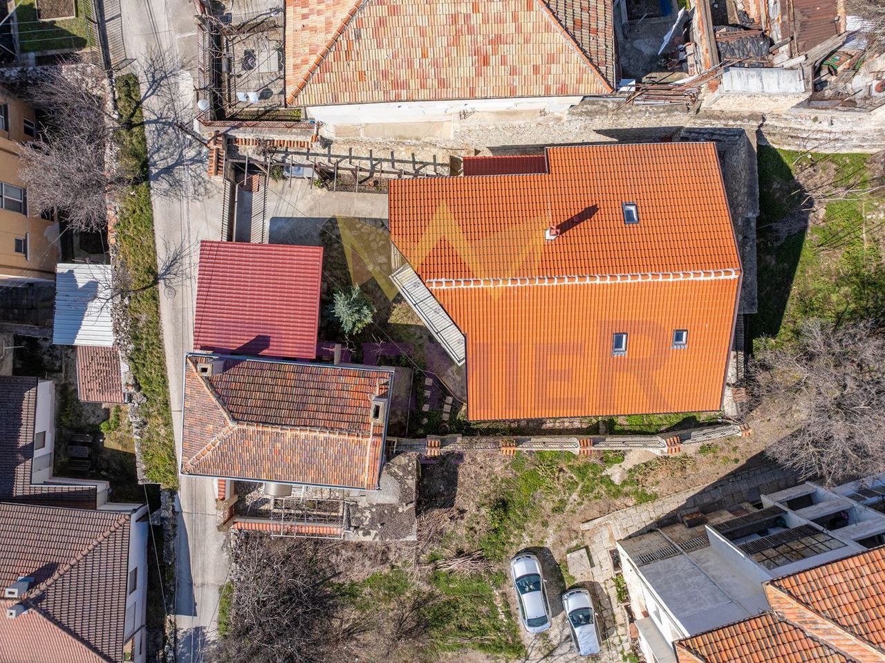 Продава се Къща в Балчик - 180 кв.м за 1767 €/кв.м - Снимка #2