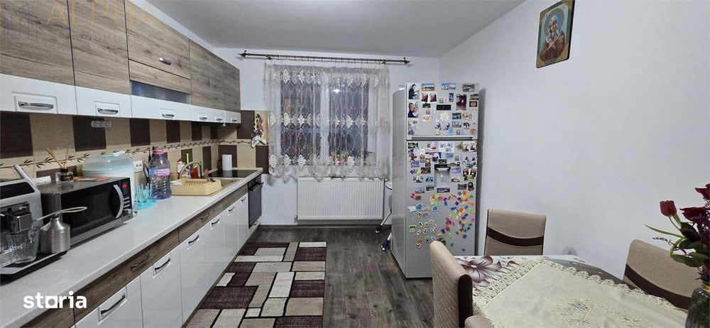 Apartament spatios de vanzare – Bistrita, Str. Salcamilor