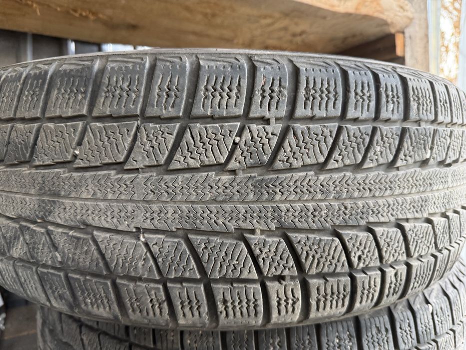Комплект шин 225/65/17