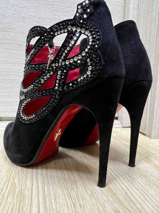 Сапоги женские брендовые