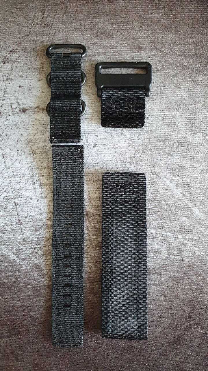 Samsung Galaxy Watch 3 46MM + 2 каишки перфектно състояние с кутия.