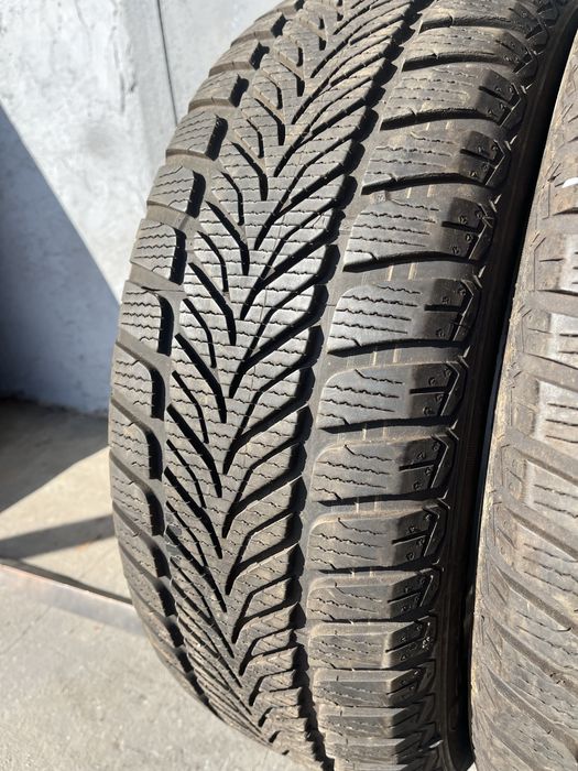 2 бр. зимни гуми 205/60/16 Sava 6,5 mm DOT 2915