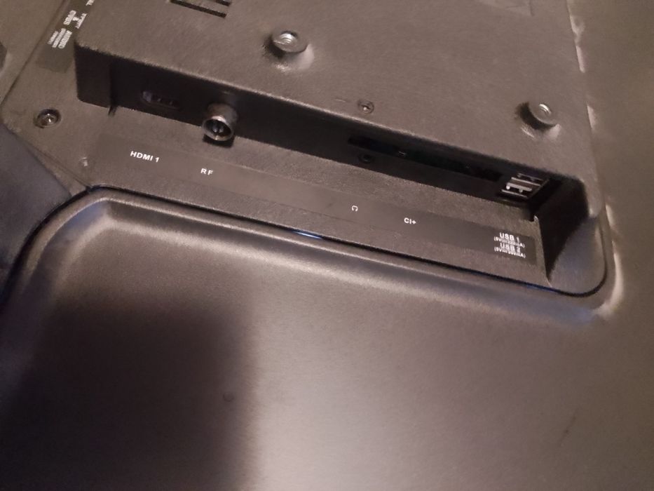 Tv Smart Schneider Defect.