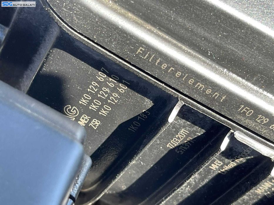 Carcasa Filtru Aer Volkswagen Golf 5 2.0 AXW BLX BLY BLR 2004 - 2008 Cod 1K0129607AQ 1K0129610B 1K0129601BT [C4119]