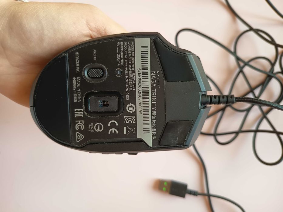 Мишка Razer Naga Trinity