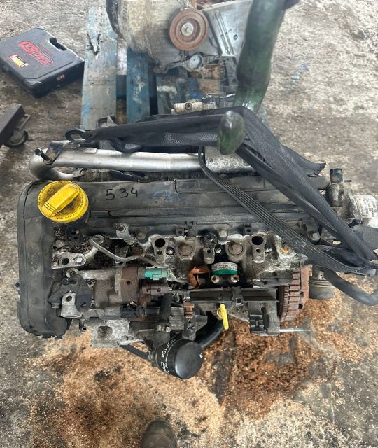 Motor fara anexe Dacia Logan prima generatie (facelift)