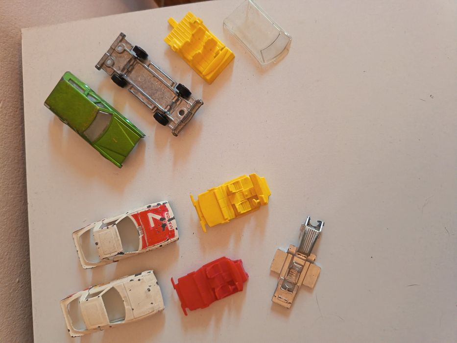 Стари колички и части matchbox