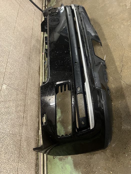 Продам Бампер от Range Rover!