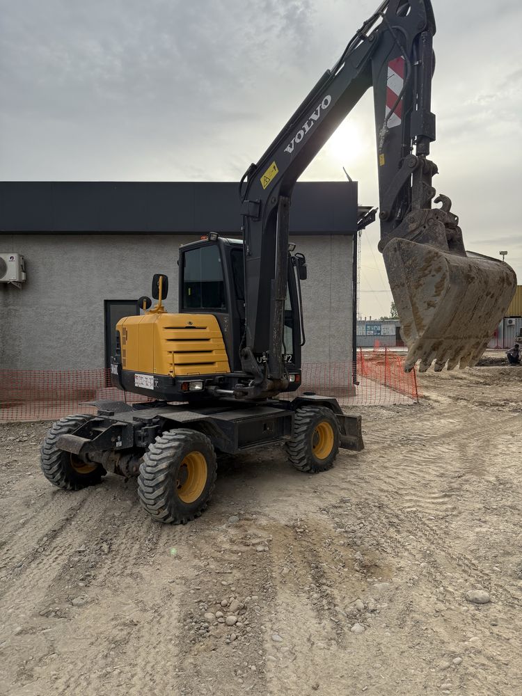 Aparat 2018 Volvo EW60 Hyundai 55 Doosan 55