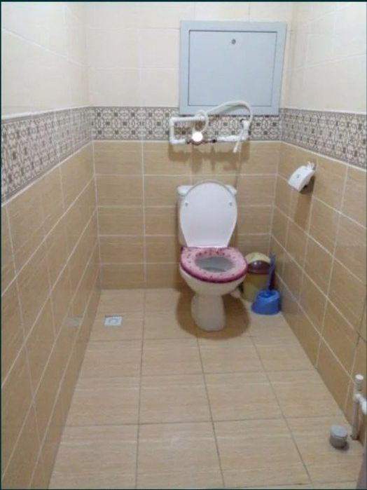 Qarshi sitiydan uy sotiladi