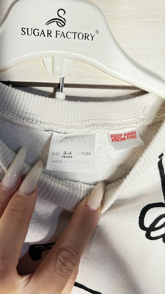 Костюм Zara 3-4 года