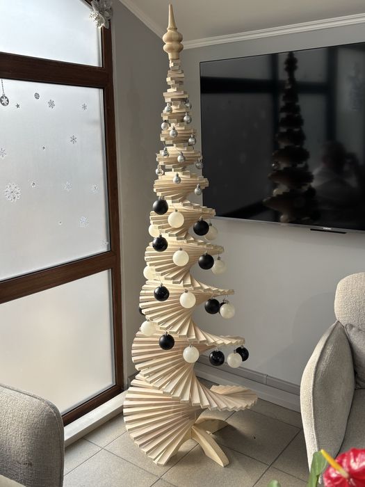 Дизайнерская елка из натурального дерева