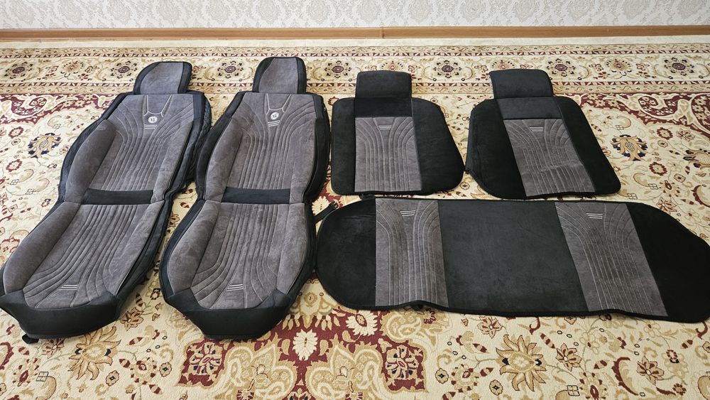 Универсальный чихол(новый)