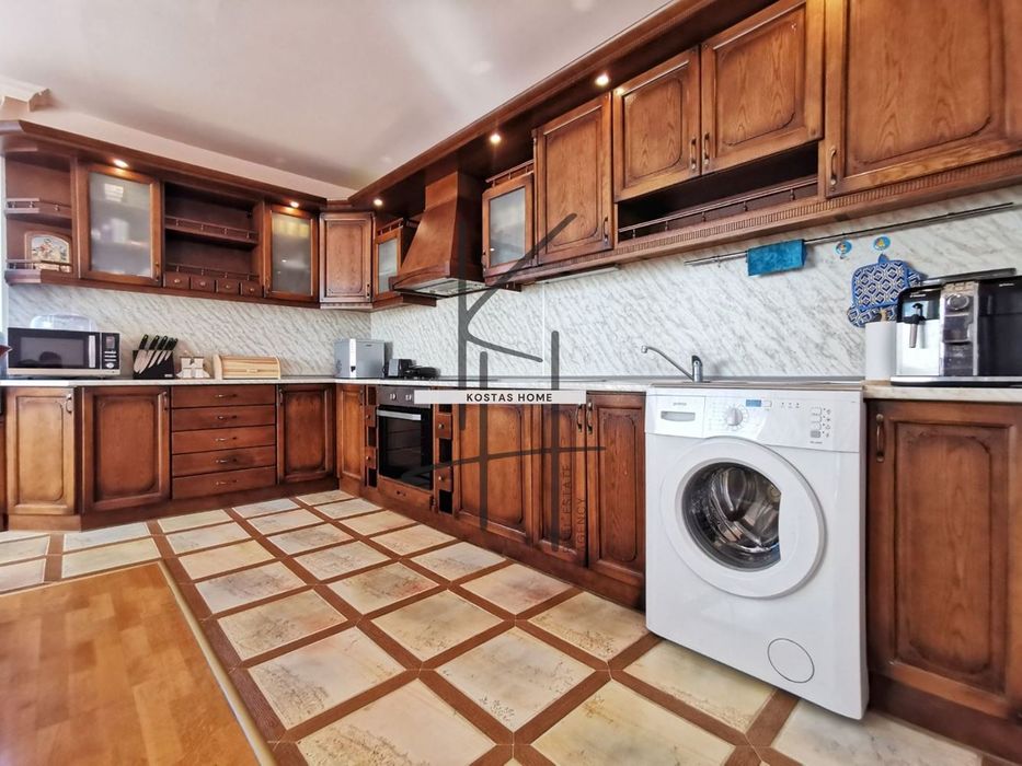 Продава се Тристаен апартамент в Варна, Гръцка махала - 106 кв.м за 3114 €/кв.м - Снимка #1
