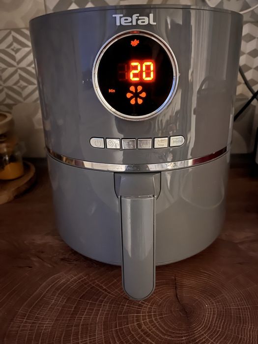 Еър фрайър TEFAL