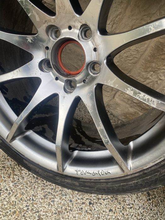 Vind 4 jante cu tot cu cauciucuri Spider Tomasoon pe 18