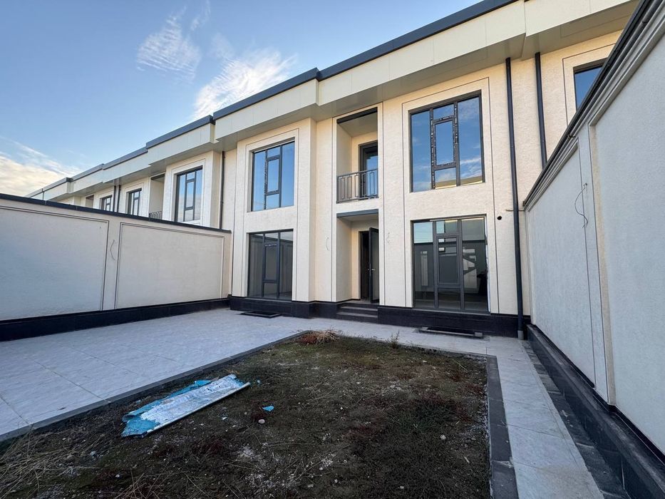 Продам коттедж 5 комнат, 2,27 соток, ор-р: Парк Локомотив