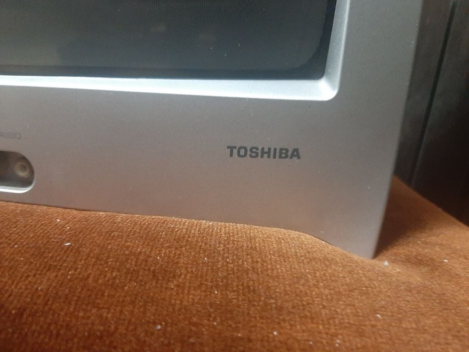 Телевизори с дистанционно Тошиба и Вестел