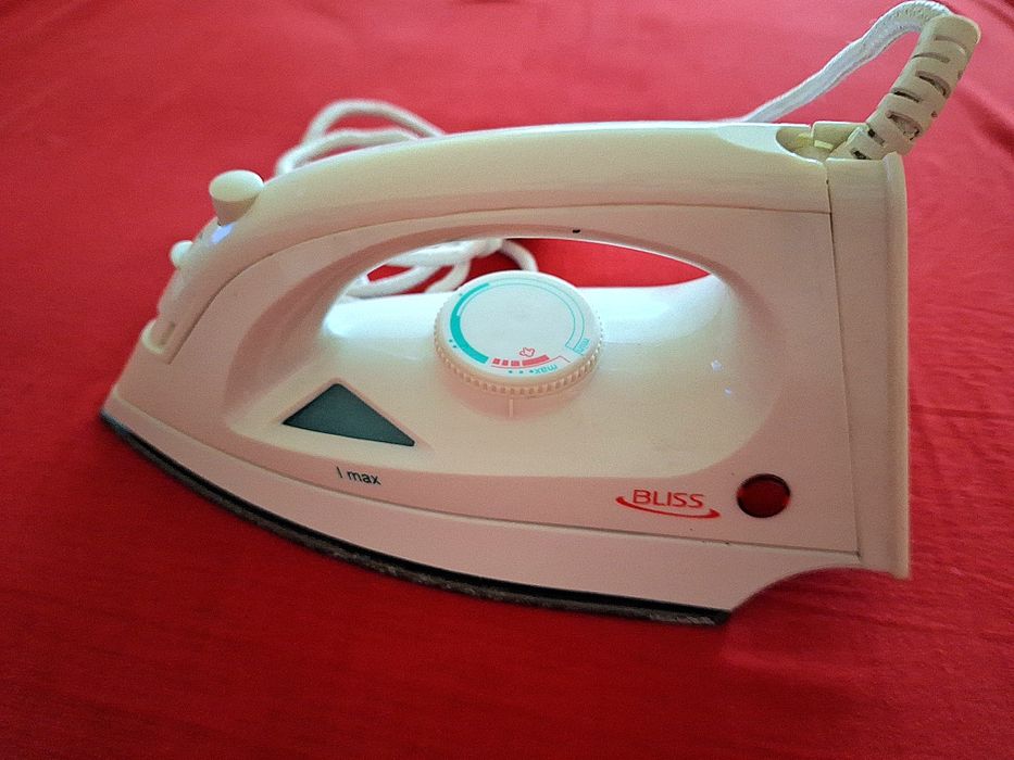 Продам утюг bliss
