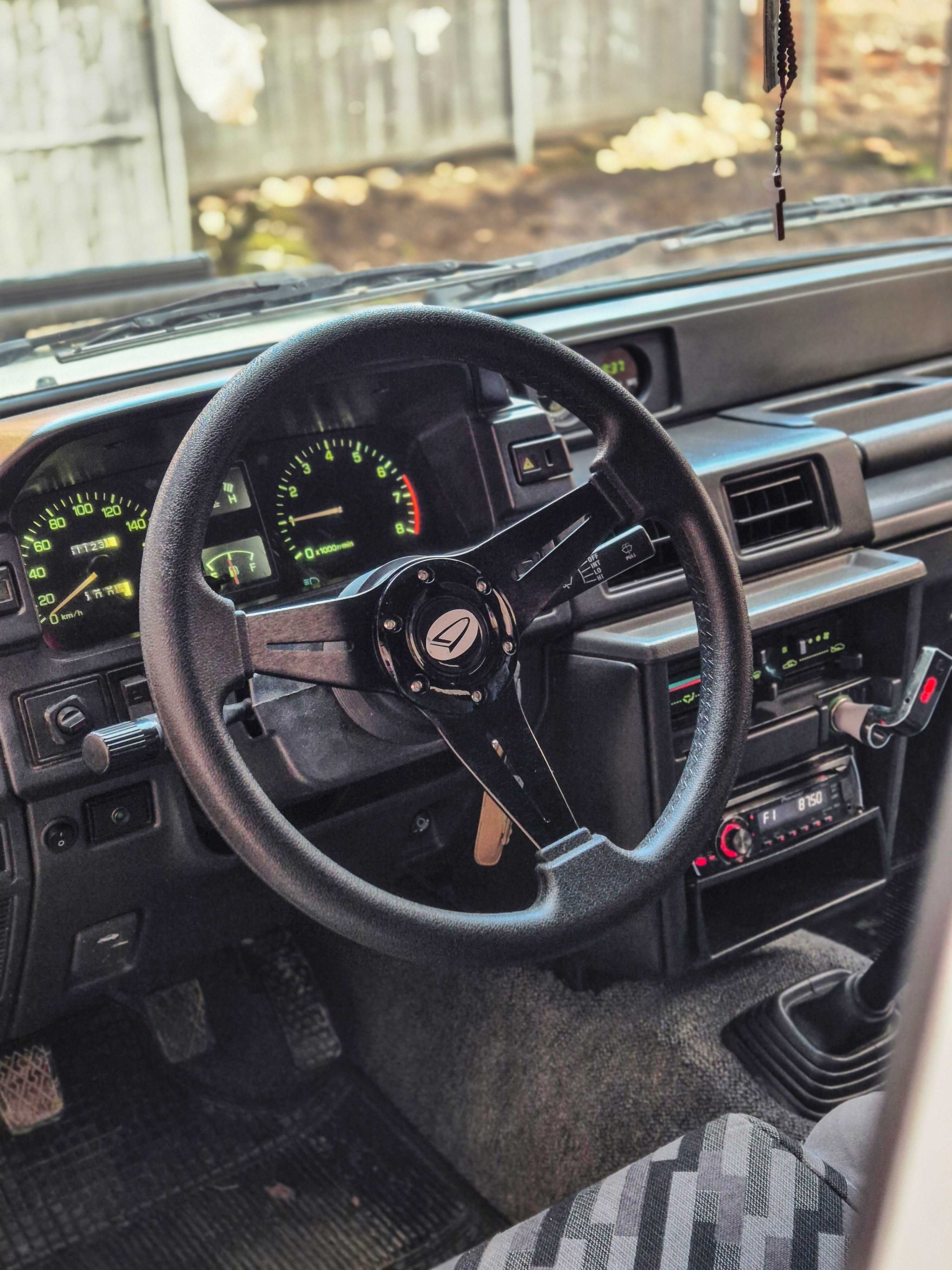 Daihatsu Feroza 1.6