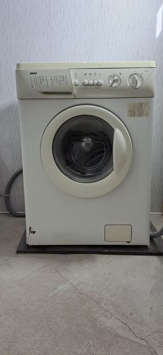 Стиральная машинка Zanussi FV850N