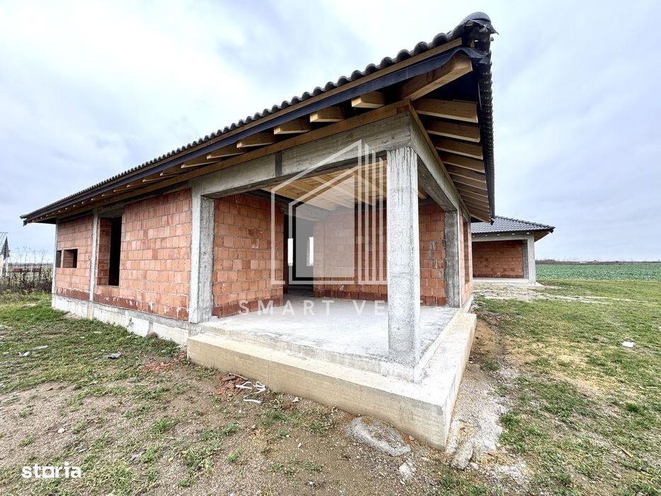 Casa in rosu tip mediteranean | 120 mp | Zona Vetis