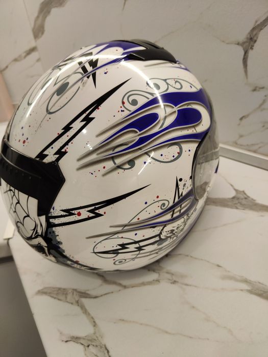 Каска за мотор HJC размер XL