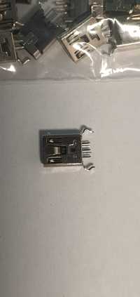 Mufa micro USB mama pentru plantare pe PCB,10 bucati.