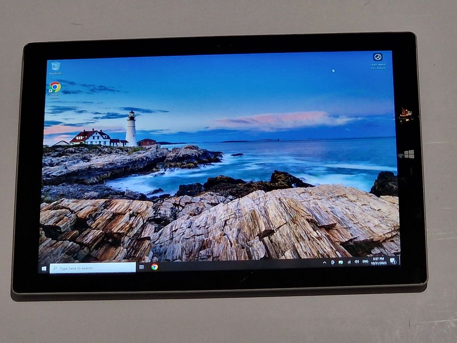 Surface pro 3 i5 4300u 4gb за части