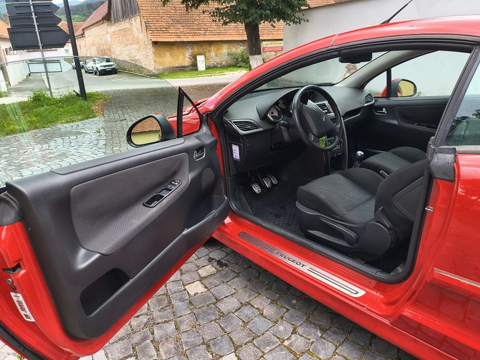 Peugeot 207 cc 2010
