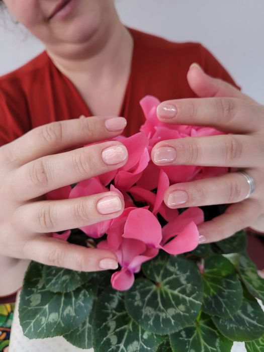 Unghii gel - Manichiura semipermanenta si clasica - sector 1