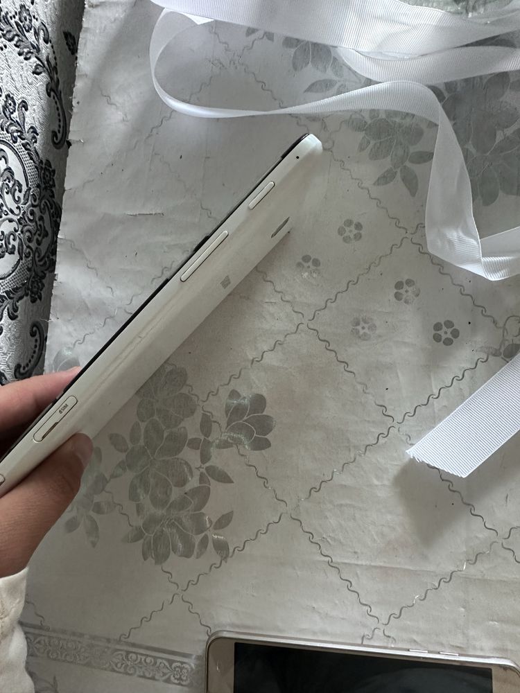 Планшет samsung Tab 4