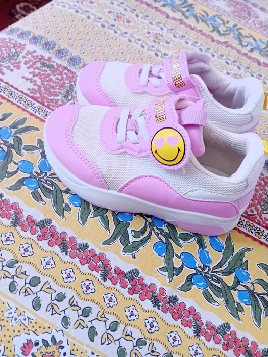 Adidași fetiță în stare bună